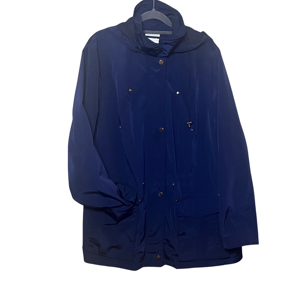 Charter Club Women’s Relaxed Fit raincoat